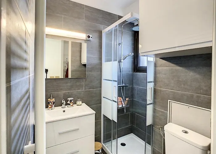 Le Phare Lägenhet *